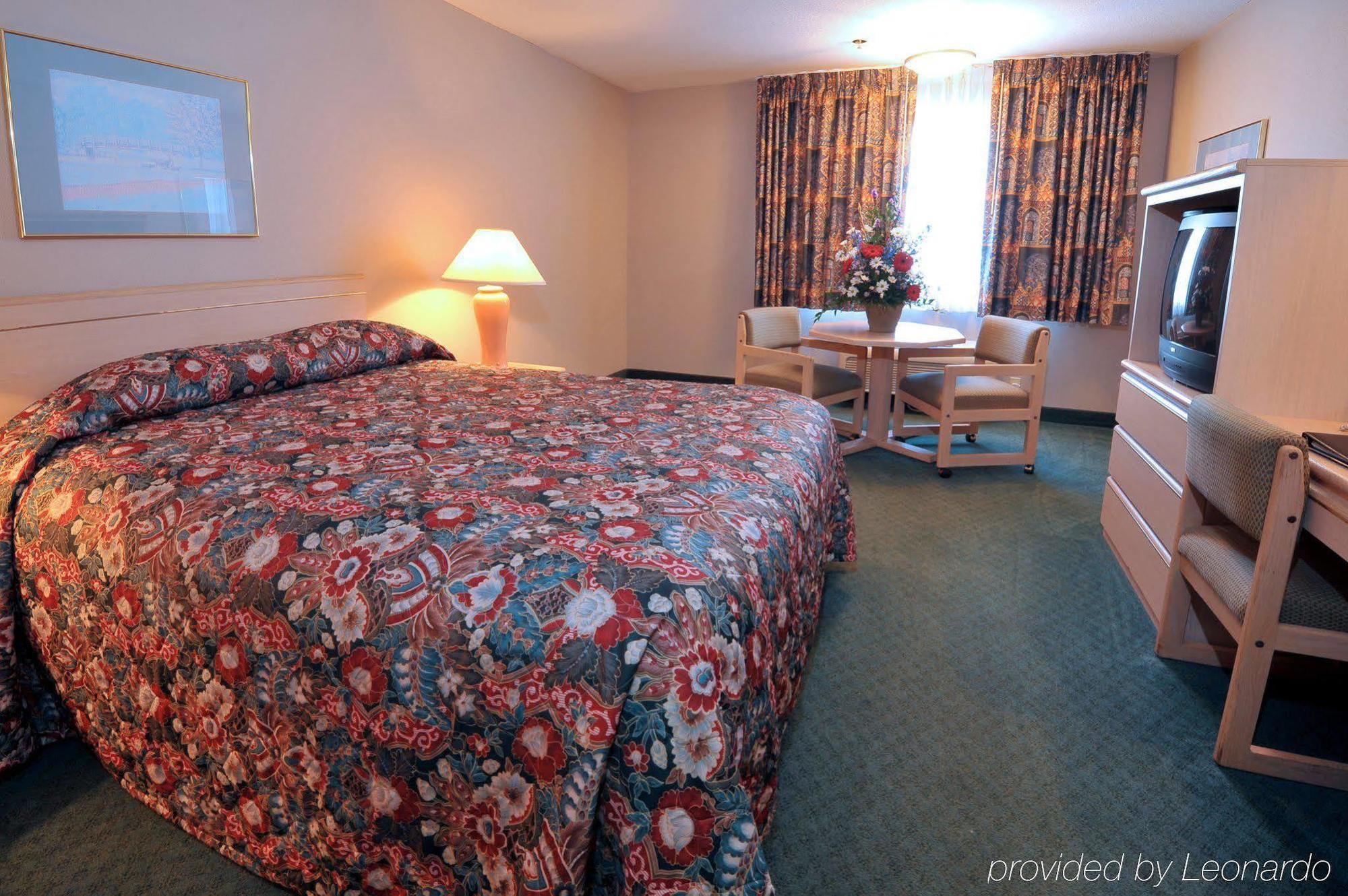 Shilo Inn Suites Hotel - Nampa Suites Chambre photo